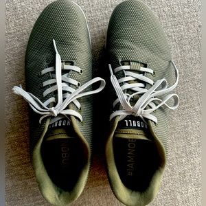 Men’s NO BULL camo green athletic shoes. Size 12